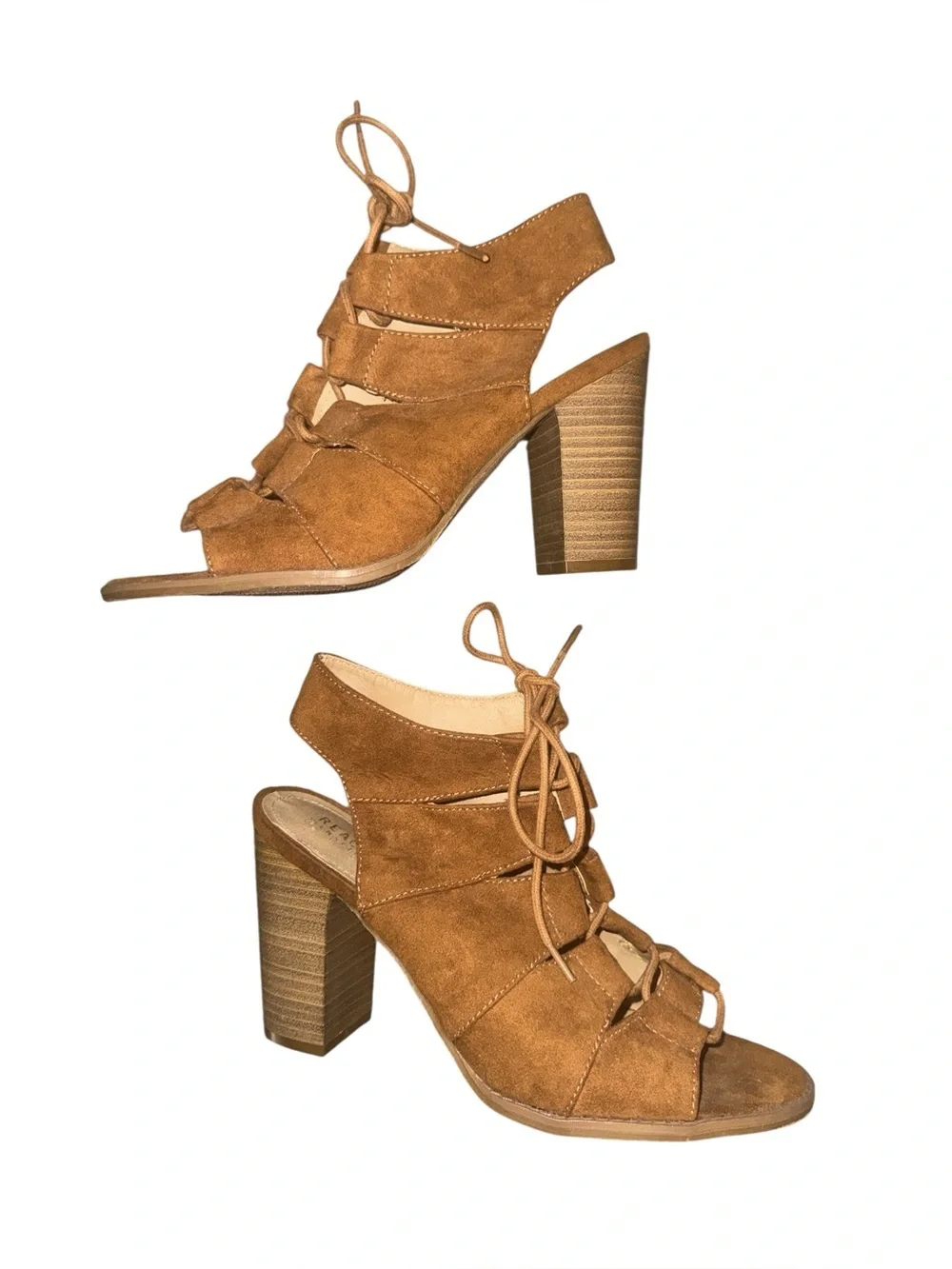 Kenneth Cole Reaction chic tan